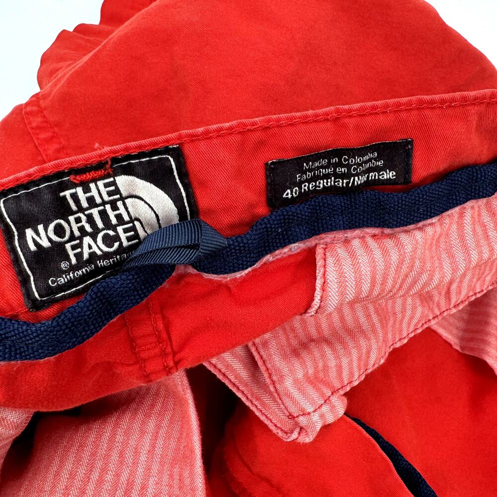 The North Face Shorts Mens 40 (40x9.5 ACTUAL) Red Chino Classic‎ + Pockets - Picture 6 of 7